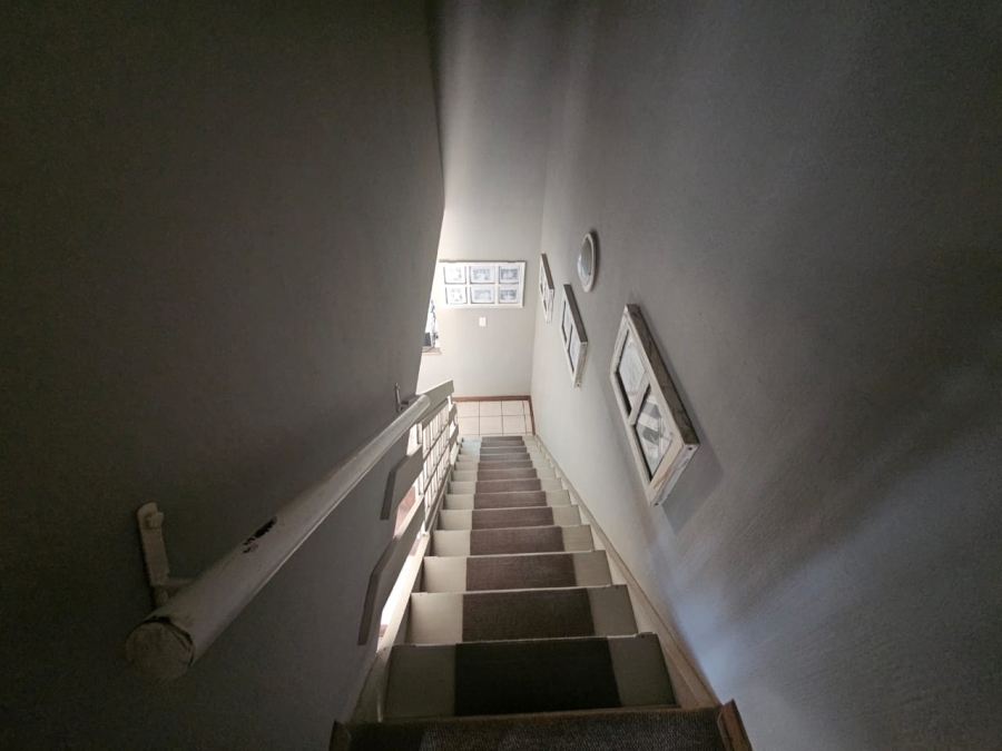 3 Bedroom Property for Sale in Safari Gardens North West